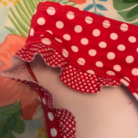 Bikini - Picture 4 of 8